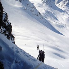 Pernilla p&aring; v&auml;g upp p&aring; kammen i col de lautaret. Kuva: David Kvart. Ratsastaja: Pernilla Lidholm.