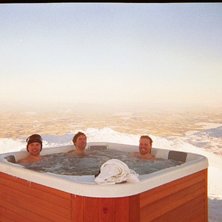 Fotning f&ouml;r pool reklam p&aring; &Aring;re skutans topp. Kuva: Nobba. Ratsastaja: LARS URBAN MANGE.