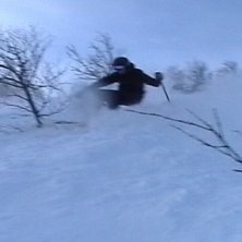 Mysigt puder&aring;k i Hummeln, &Aring;re. Kuva: Rasmus Lindgren. Ratsastaja: Jesper Mellgren.