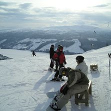 F&ouml;rsta &aring;ket i &Aring;re -07. Kan det bli b&auml;ttre... Kuva: Benny P. Ratsastaja: Robert,Pernilla och Rose-Marie.