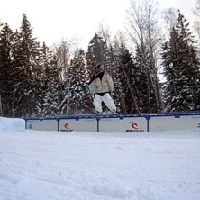 Kim p&aring; 8m railen i berget. Kuva: Erik Brohagen. Ratsastaja: Kim L&ouml;fgren.