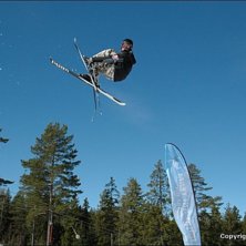 J&auml;rvs&ouml; Big Air -06 . Kuva: Ante Fransson. Ratsastaja: Ronny Wallberg.