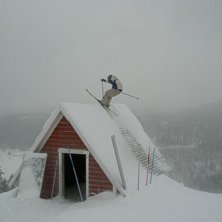ett roligt tak att jibba p&aring;. Kuva: Kristoffer Berg. Ratsastaja: Christoffer Karlsson.