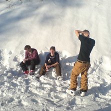Vi softar efter ett &aring;k i Ravinen.. Kuva: Tobias Lindberg. Ratsastaja: Andreas, John, Joel.