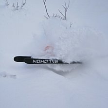 Like Shane did it. 

RIP Shane McConkey 1969-200. Kuva: Erik R. Ratsastaja: Johan R.