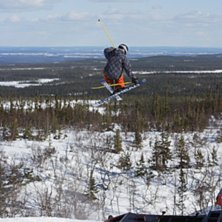 straigt air tailgrab. Kuva: Pelle Norrlander. Ratsastaja: Anton Olsson.