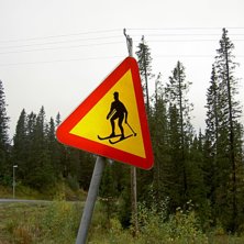 varning f&ouml;r skid&aring;kare. Kuva: anton (jag). Ratsastaja: bosse.
