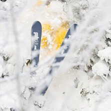 Tr&aring;ngt! Notera granen till h&ouml;ger, den f&ouml;ljde me. Kuva: Jesper Molin. Ratsastaja: Henrik Utter.