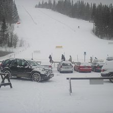 Bild utanf&ouml;r hotellet i &Aring;re, h&auml;rlig skid&aring;kning. Kuva: Rasmus Hjortevang.