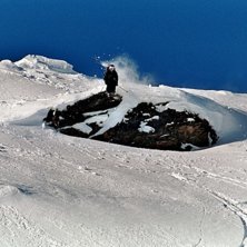 En sk&ouml;n dag i glada v&auml;nners lag p&aring; Lillskarven. Kuva: Marcus. Ratsastaja: Kalle Kax Karlgren.