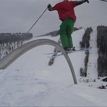Jag railar p&aring; en rainbow . Kuva: Erik kn. Ratsastaja: Oskar &Aring;kerstr&ouml;m.