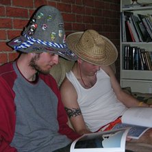 Skidl&auml;sning och f&ouml;rv&auml;ntningar i k&auml;llaren p&aring; S. Kuva: Johan Paulsson. Ratsastaja: Mikael J&ouml;nsson och Linus Hyl&eacute;n.