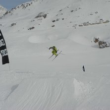 360 japan. Kuva: Max hemmingsson. Ratsastaja: Isak hemmingsson.