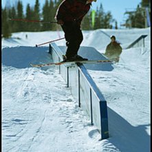 2 bilder tagna av Emil Gustafson. Kuva: Emil Gustafson. Ratsastaja: Adam Sj&ouml;blom.