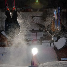 Backflip VS Frontflip p&aring; Railkicken. Kuva: Simon Lindberg. Ratsastaja: Elov Olsson, Markus Odlander.