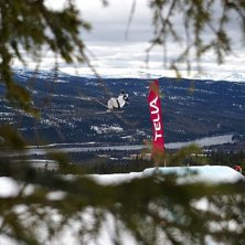 En lite misslyckad cork 7 tror jag att de &auml;r.. Kuva: Jonas Abrahamsson. Ratsastaja: Emil Westman.