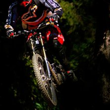 Tagen under Mayhemfestivalen. Spotm&auml;tt ljuset p&aring;. Kuva: Johan St&aring;hlberg. Ratsastaja: Johan Nordberg.