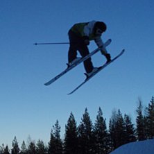 v&auml;nder om lastbilen trehundrasextio grader med en. Kuva: viktor pettersson. Ratsastaja: Erik Andersson.