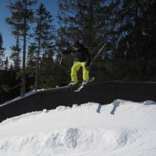 Takboxen som stod bredvid pipen nedanf&ouml;r svarta/r. Kuva: Adam Wid&eacute;n. Ratsastaja: Felix Eriksson.