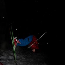 Hoppa lite vid stugan. Kuva: Jockiz. Ratsastaja: Adrian Sj&ouml;strand.