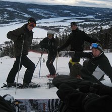 Glatt g&auml;ng i &Aring;re i februari. . Kuva: Adrew Crokston. Ratsastaja: Jag, Linnet, Lars och Ulrik.