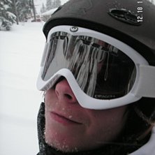 En sn&ouml;ig dag i backen.... Kuva: Jens Nygren. Ratsastaja: Emil Blomstrand.