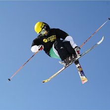 Skifix Big Air, 900snurr. Kuva: ??. Ratsastaja: Emil &Ouml;hman.