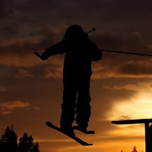 Testade att f&aring;nga effekten i motljuset.

Mycket. Kuva: Tobias Hannu. Ratsastaja: Anton T&ouml;rnblom.
