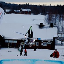Min f&ouml;rsta back flip. Kuva: David Olby-Sk&ouml;ld. Ratsastaja: Kristina Juhlin.