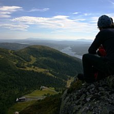 Vandring med svenska skidl&auml;rarlinjen fr&aring;n skutan. Kuva: Klas Emanuelson. Ratsastaja: Daniel Garcia.