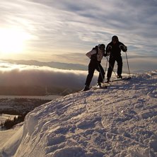 &Aring;re -studentveckorna . Kuva: Niclas. Ratsastaja: Colfach och Robert.