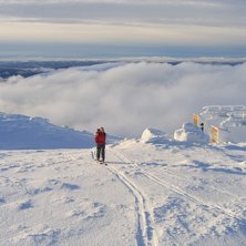 Sn&ouml; &amp;amp; sol &ouml;verallt p&aring; en grymt sk&ouml;n Sk. Kuva: Fredrik Falkman. Ratsastaja: Sara R&ouml;nnberg.