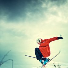 Dags att k&auml;nna p&aring; h&ouml;stens f&ouml;rsta sn&ouml;. . Kuva: Jennie Olofsson. Ratsastaja: Andreas Urtel.