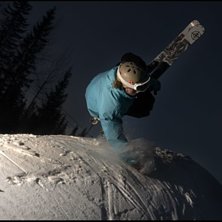 Photosession i Kungsberget!
Handplant &ouml;ver en sn. Kuva: Anton Bj&ouml;rkman. Ratsastaja: Adam Sj&ouml;blom.