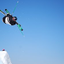 Detta hopp tog mig till seger i J&auml;rvs&ouml; Big Air. . Kuva: Fjunesh. Ratsastaja: Olov Engstr&ouml;m.