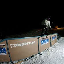 Rail T&auml;vling i Hedebacken. Kuva: Frasse Fransson. Ratsastaja: Nicke Andersson.