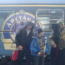 Grabbarna p&aring; perrongen. Kuva: Sebastian Malm. Ratsastaja: Felix, Jonatan, Gustav.