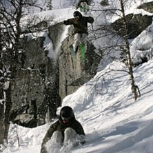 ett skapligt h&ouml;gt klipphopp i min mening - sjukt . Kuva: Douglas Hedin. Ratsastaja: Fredrik Eliasson.