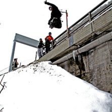 EXTREM STAVG&Aring;NG!!!!!!  
Denna sport kommer sl&aring; . Kuva: N.Holmberg. Ratsastaja: F.Nordenberg.