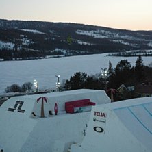 Shinji Osada ger tricket japan air en helt ny inne. Kuva: Robbin G&auml;lliner. Ratsastaja: Shinji Osada.