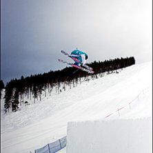 720 Uncrossed Mute

Skifix BigAir#2
In&aring;kningen. Kuva: Karl Lundqvist. Ratsastaja: Emil H&ouml;gstr&ouml;m.