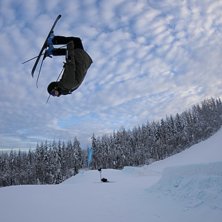 backflip. Kuva: Carros kompis Andens kompis. Ratsastaja: Petter Hedstr&ouml;m.
