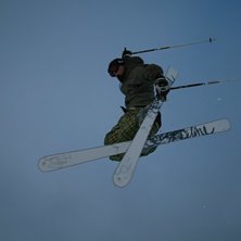 some skiing on the &amp;quot;&Aring;s&amp;quot;. Kuva: erik hellstr&ouml;m. Ratsastaja: hemming nilsson.