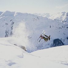 En misslyckad sideflip i Rendel.. Klara mig dock t. Kuva: Johanna Wallin. Ratsastaja: David Carlsson.