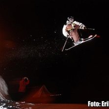 Late 180 en torsdagkv&auml;ll i J&auml;rvs&ouml;backen.. Kuva: Erik Larsson (Fluff). Ratsastaja: Jonas Zeidlitz.