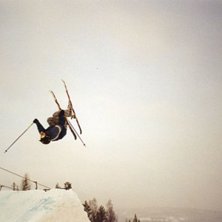 Bror i en backflip. Kuva: Anders Myr&eacute;n. Ratsastaja: Stefan Myr&eacute;n.