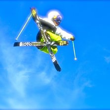 P-K Huder drar en sw Cork 5:a tail p&aring; tr&auml;ningen . Kuva: Albin Nystr&ouml;m. Ratsastaja: P-K Hunder.