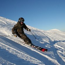 J&auml;vligt fin sn&ouml; som hade lagt sig. Helt or&ouml;rt n. Kuva: Andreas. Ratsastaja: Jonas Sj&ouml;din.