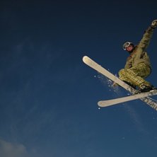 &aring;kte lite skider i ravin. Kuva: patrik dahlsten. Ratsastaja: hemming nilsson.