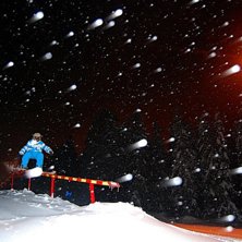 K&ouml;r en boardslide p&aring; den skit trevliga uppner ra. Kuva: Jonas (Fjunesh). Ratsastaja: Samuel Lundh.